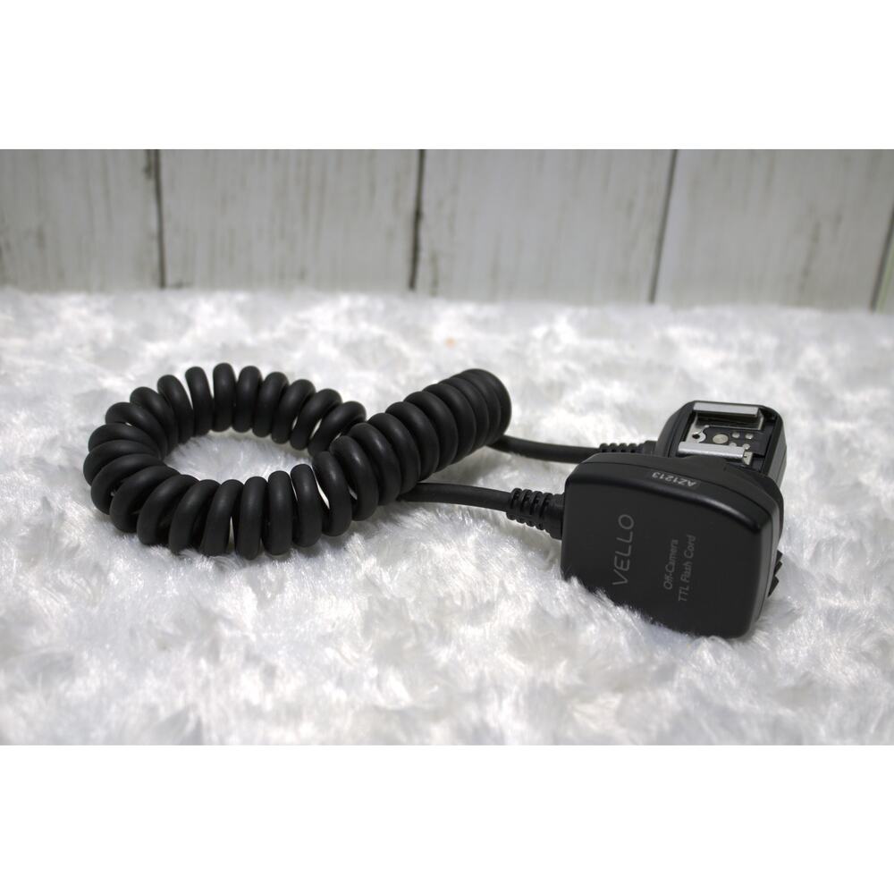 Vello Off-Camera TTL Flash Cord Compatible with Canon Cameras (3')
